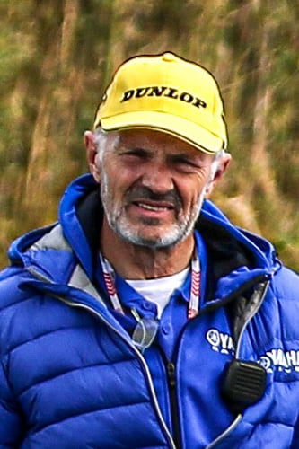 Guy Houssa, Assistant